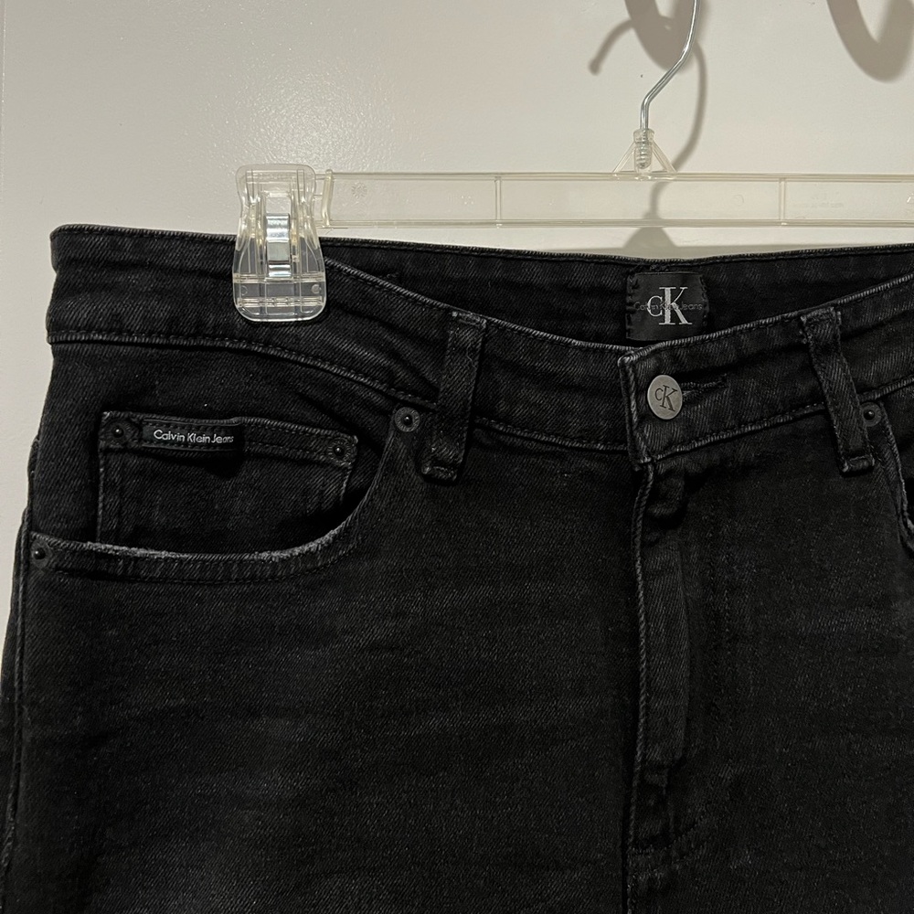 Calvin Klein Jeans Men’s Black Distressed Denim